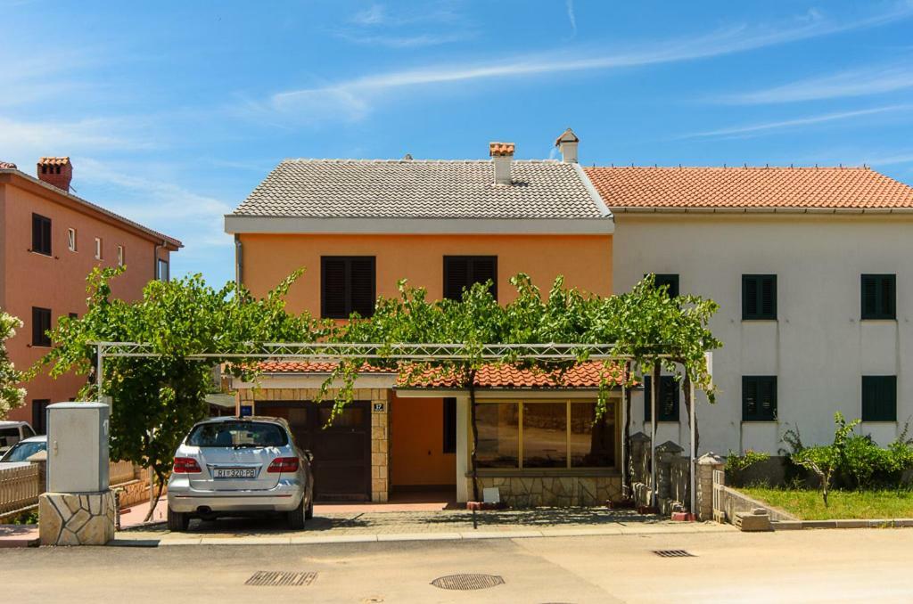 Apartmani Lovorka Punat Exterior photo