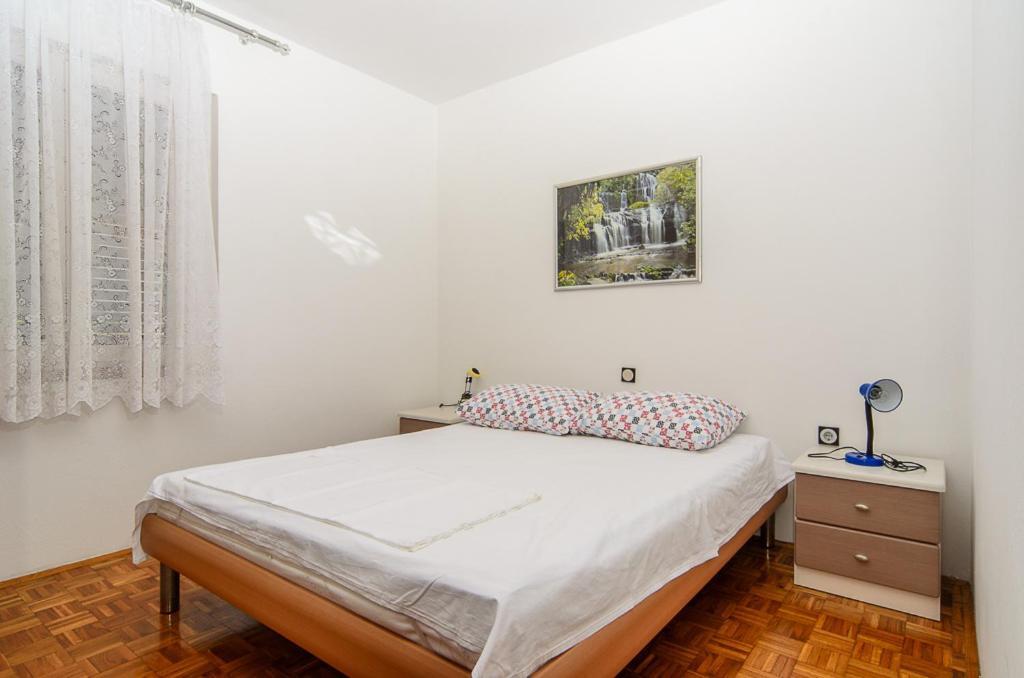 Apartmani Lovorka Punat Exterior photo